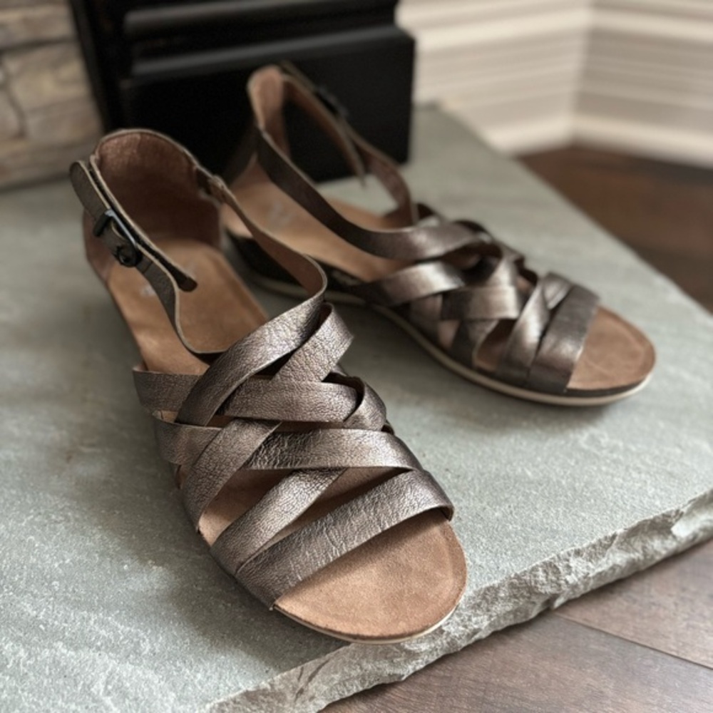 Dansko Vivian Metallic Pewter Leather Strappy Wedge Comfort Sandals‎ 41/10.5-11